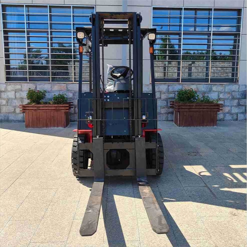 3.5meters 3tons Four Wheels Full Electric Forklift suitable for food packaging industry