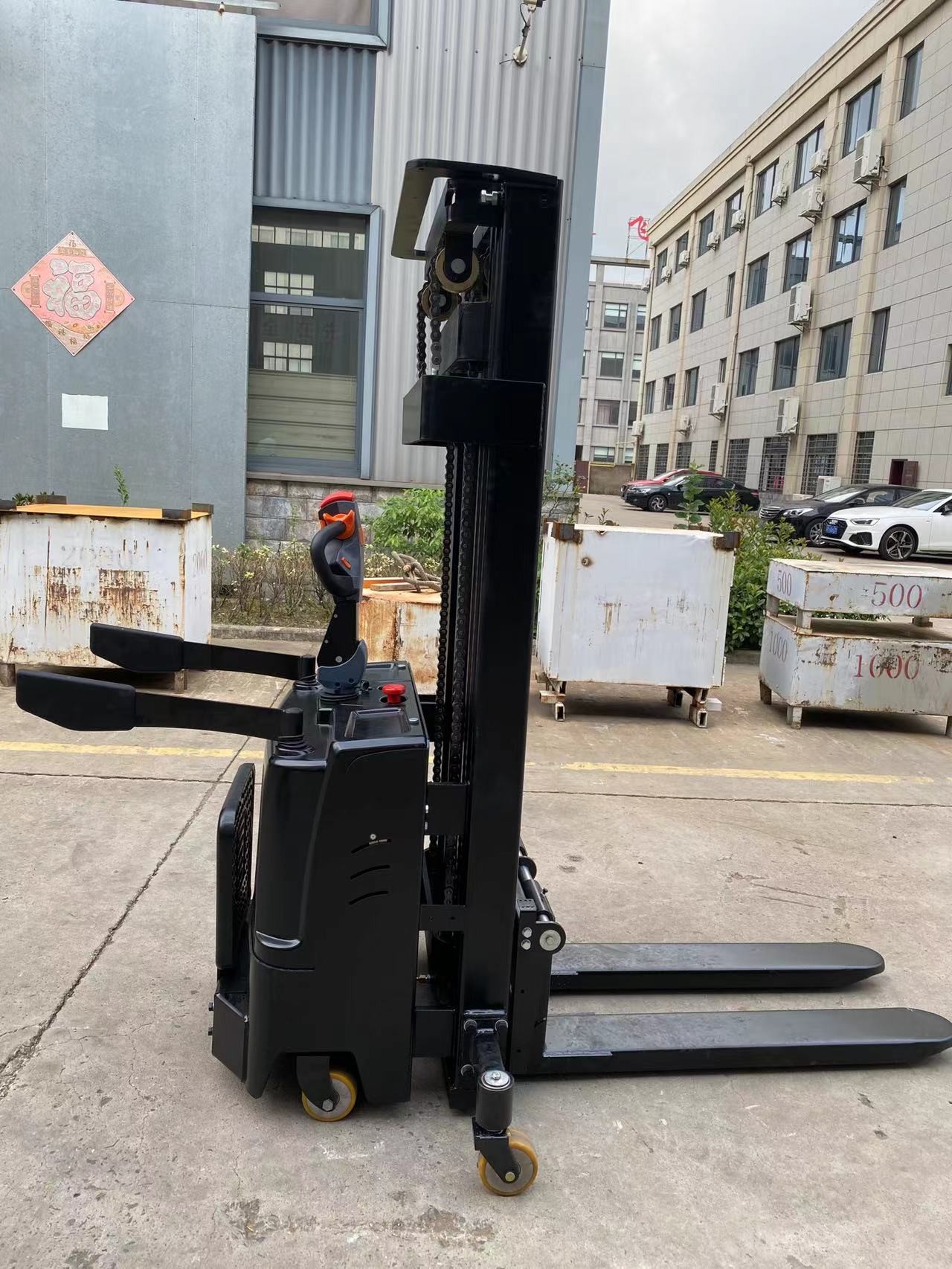 1.5 ton 3m  Electric Stacking Truck  Forklifts For Sale